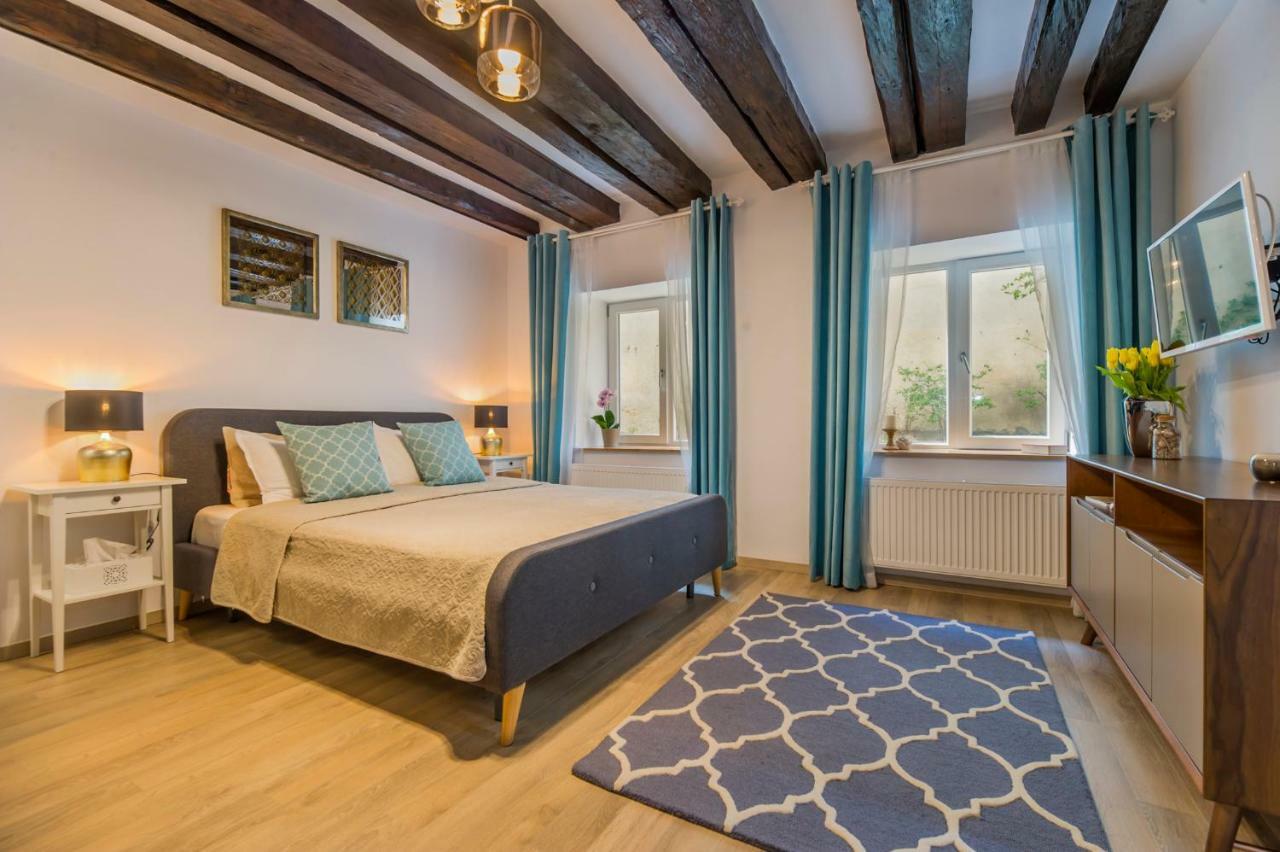 Uptown Studio Μπρασόβ Εξωτερικό φωτογραφία